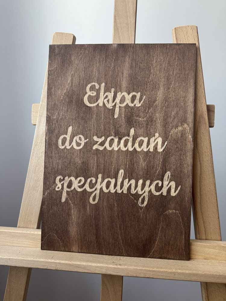 Rustykalna tablica Ekipa od zadań specjalnych dekoracje sali wesele
