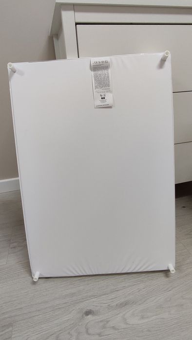 Przewijak  z zabezpieczeniem na łóżeczko