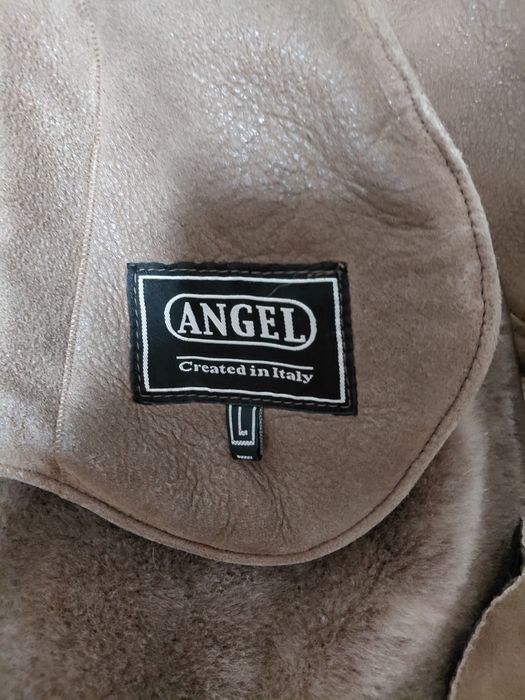 Дублянка чоловіча, розмір L, в дуже хорошому стані, легка, тепла.. При