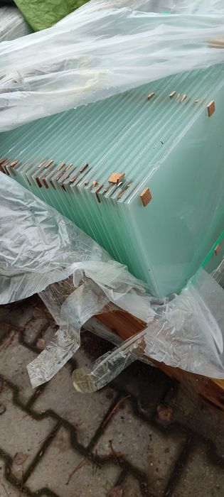 Szkło wyprzedaż szyby balustradowe, zespolone laminowane, hartowane.