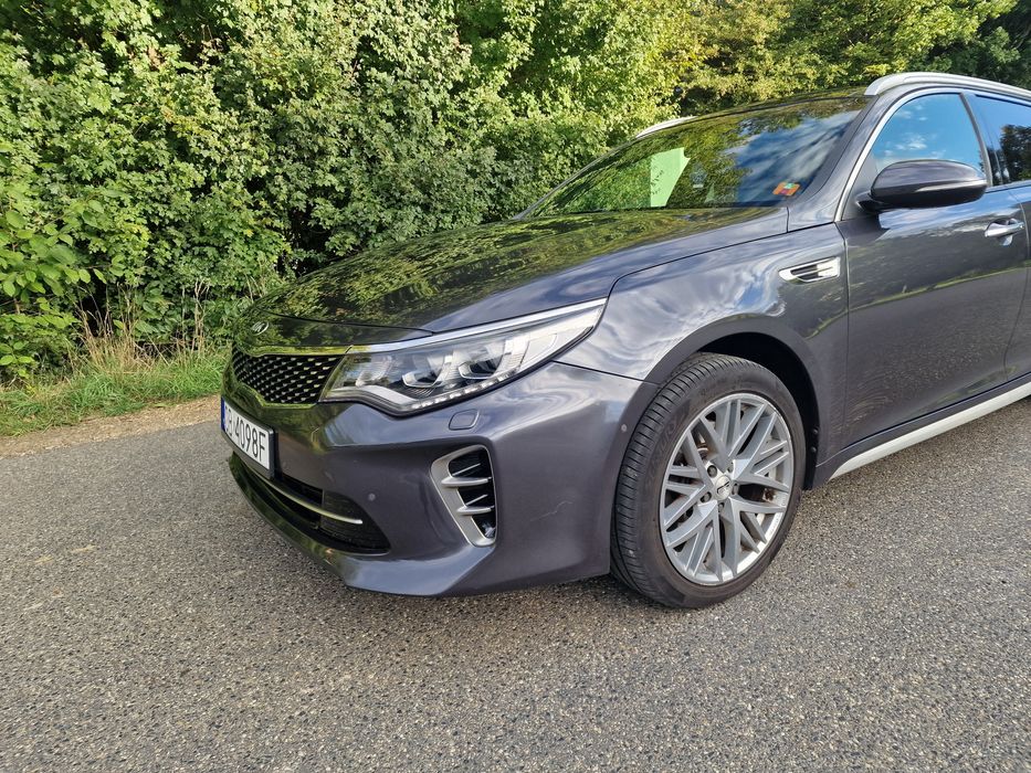 Kia Optima GT 2017 – Panoramiczny dach | Kamery 360° |