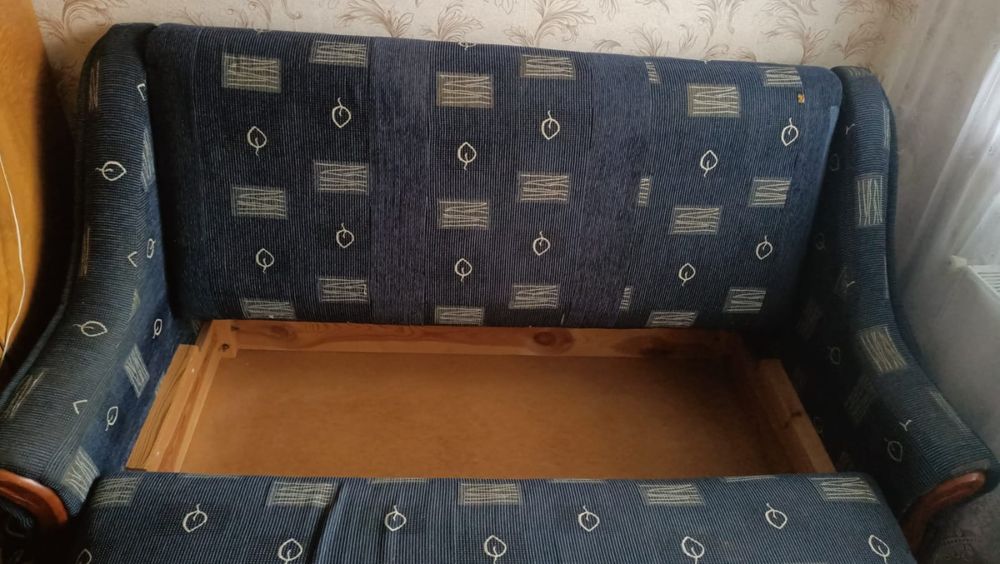 Продам диван б/у