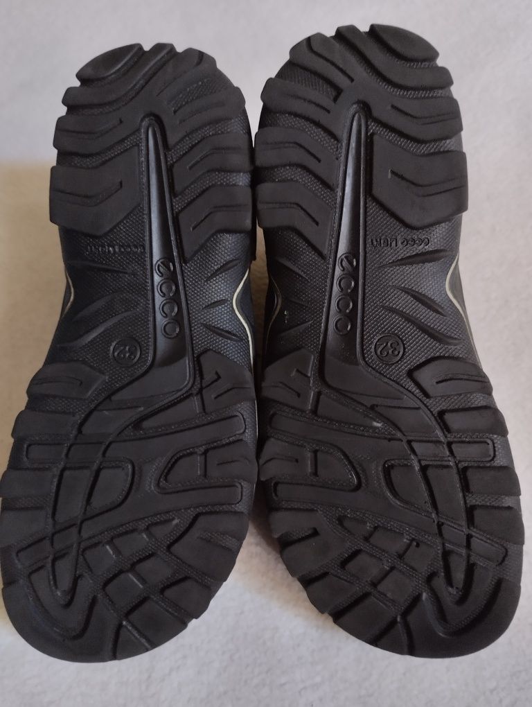 Босоножки сандалии Ecco  32 босоніжки fila сандалі geox Superfit