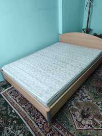 Łóżko 140x200 materac sprężynowy