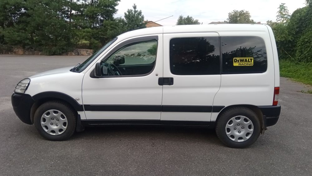 Пежо Партнер пасажир