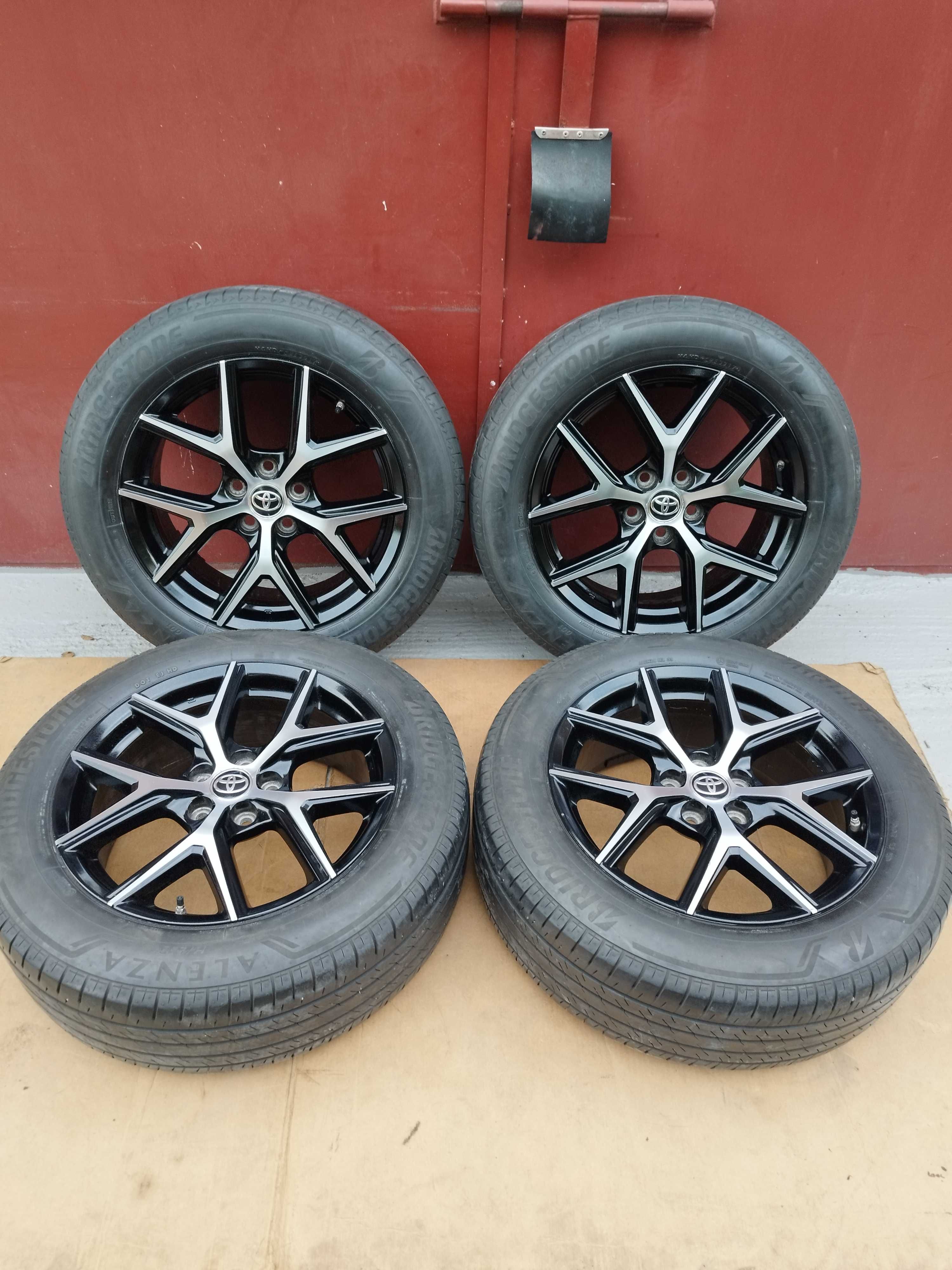 Piękny Komplet koła Lato 225/60R18 oryginał TOYOTA RAV-4 czujniki