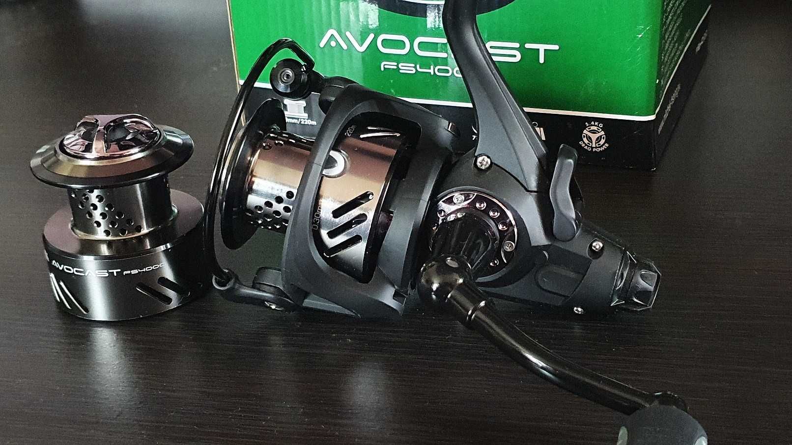 Kołowrotek z wolnym biegiem Mitchell AVOCAST FS 4000 - 2 szpule!