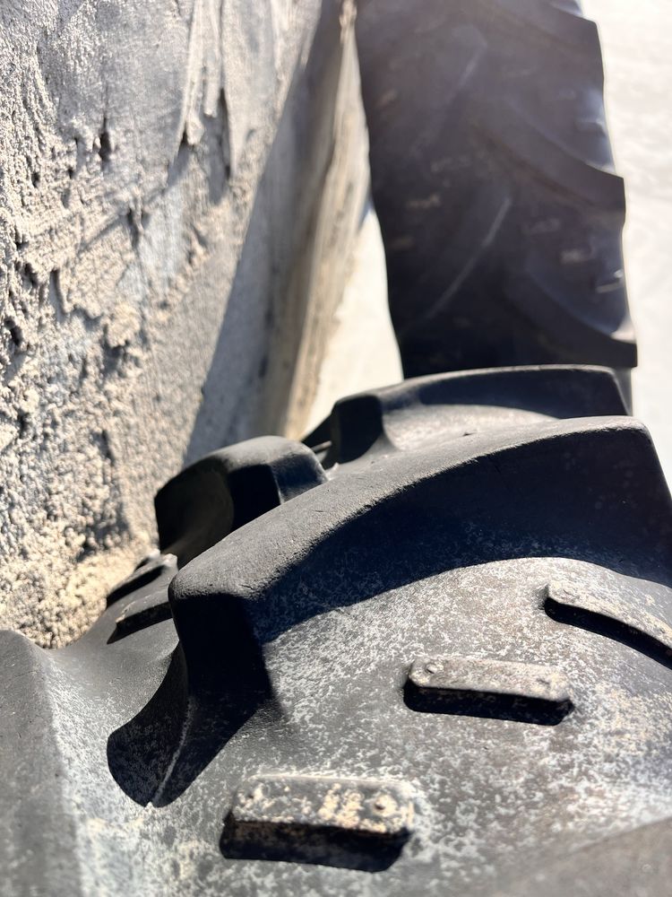 Koła do międzyrzędzi 11.2R32 270/95R32 Kleber New Holland, Case