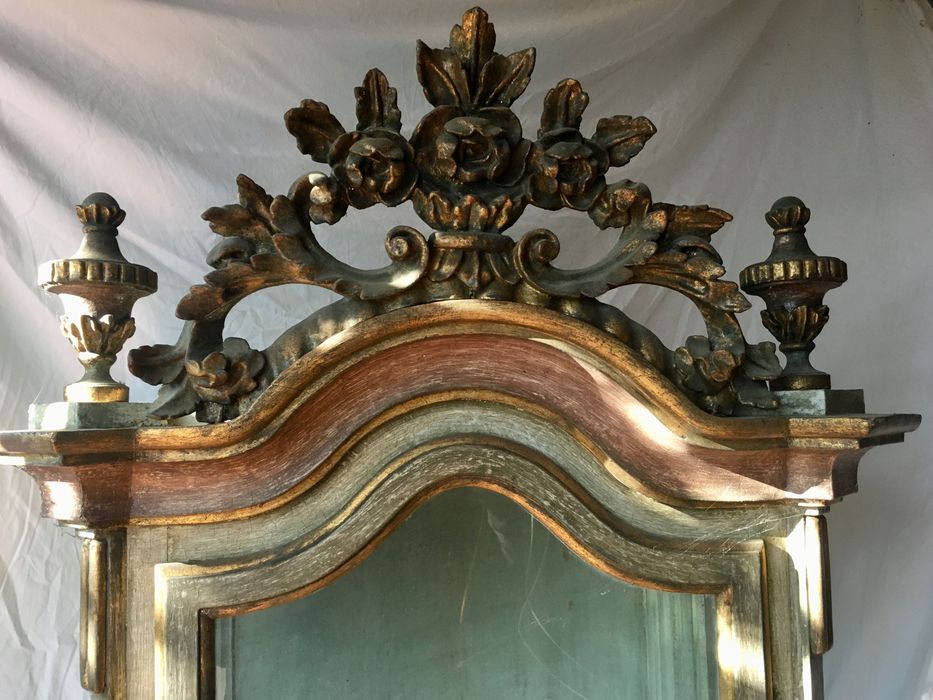 ORATÓRIO ANTIGO - com base - 4 portas - 188x75x39 cm/s