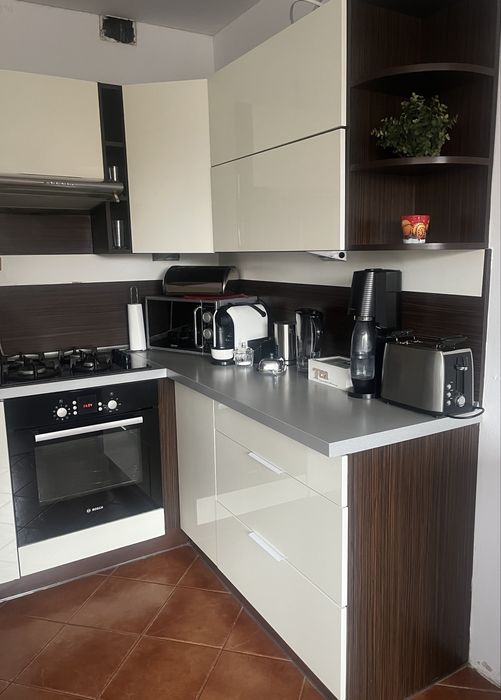 Meble kuchenne wraz ze sprzętem AGD