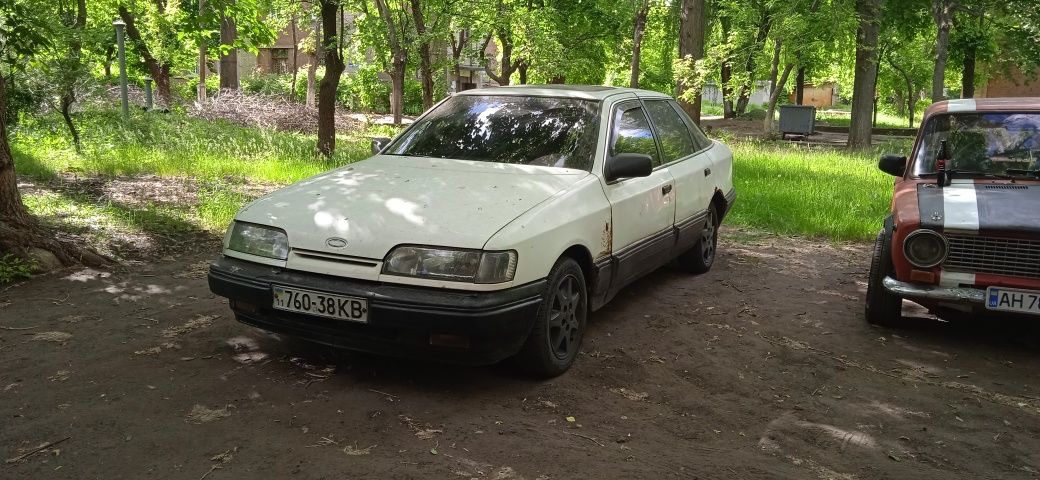 Продам Ford в отличном состояние