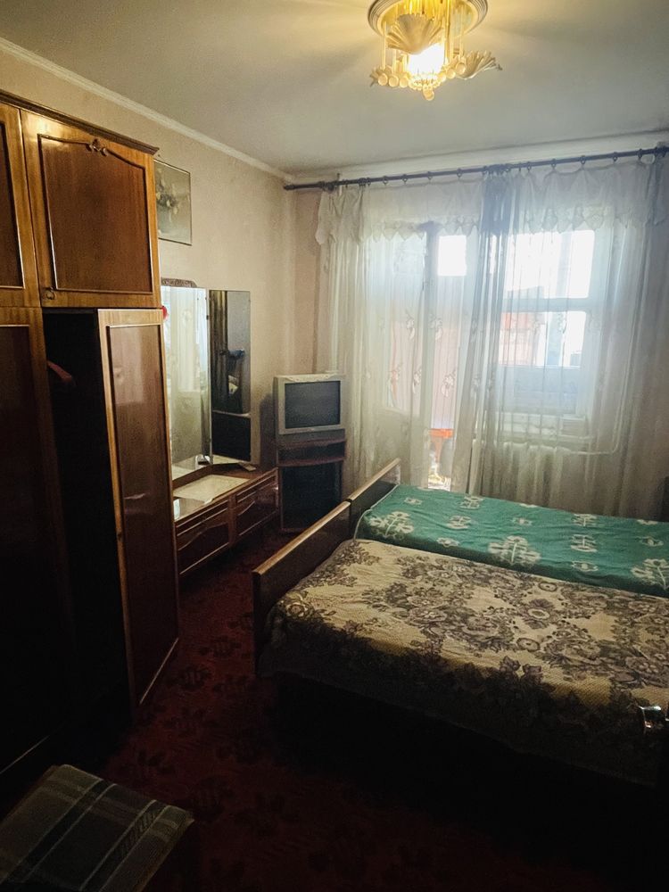 Здам окрему кімнату для хлопця в районі 12 школи