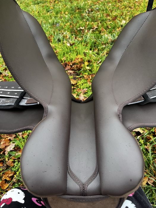 nowe siodło fair play brązowe