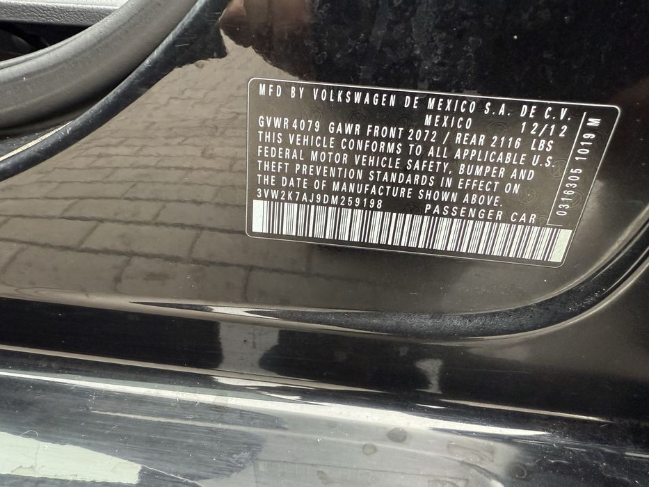 Продам джету 2012 года 2.0  газ бензин