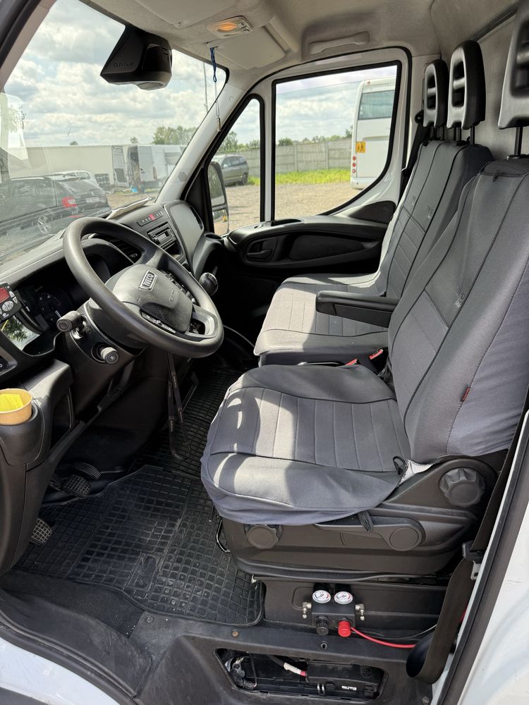 Iveco Daily chłodnia 50C15. DMC 3,5t.