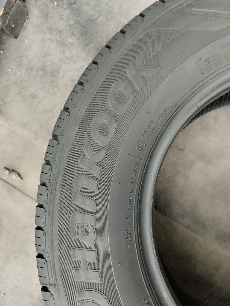 Продам шини 225/70R15C