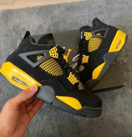 Nike_Air_Jordan_4 |Thunder |Retro| rozmiar EU38