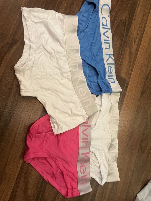 Набір жіночих трусів