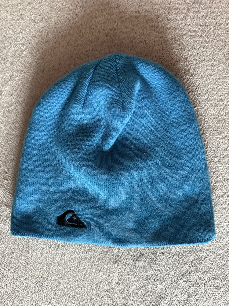 Niebieska czapka zimowa, wiosenna Quicksilver regular fit