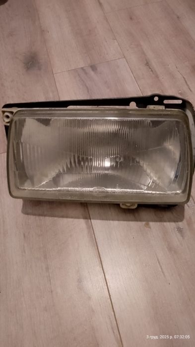 Фара ліва Фольксваген Джета 2 Гольф оригінал HELLA