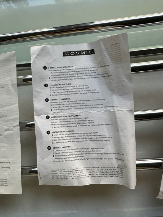 Conjunto Cosmic suportes e toalheiro casa de banho