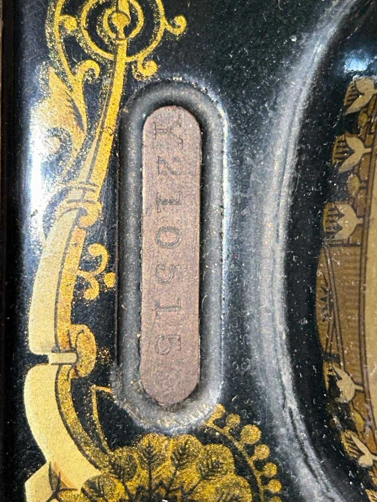 Máquina Costura Singer Muito Antiga