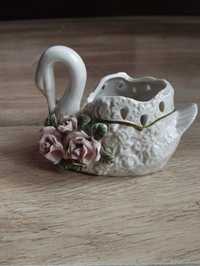 Ceramiczny figurka łabędzia