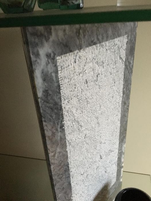 Estante em Marmore e vidro