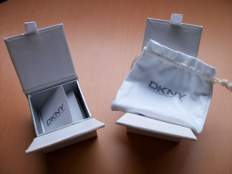 2 Caixas guarda joias Donna Karan New York