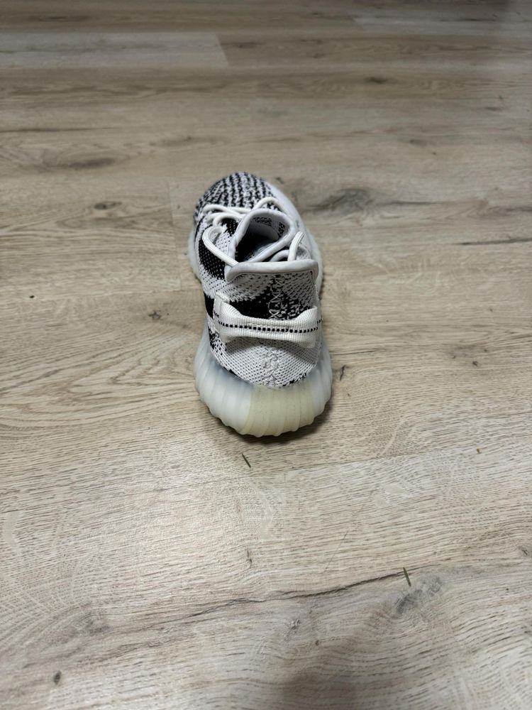 Yeezy 350 Zebra nowe