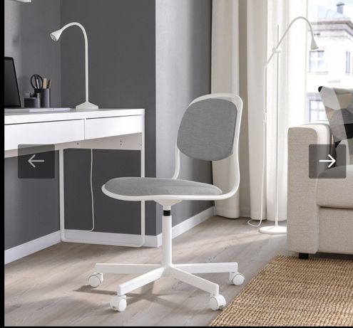 Дитяче робоче крісло IKEA ORFJALL біле/Сіре нове