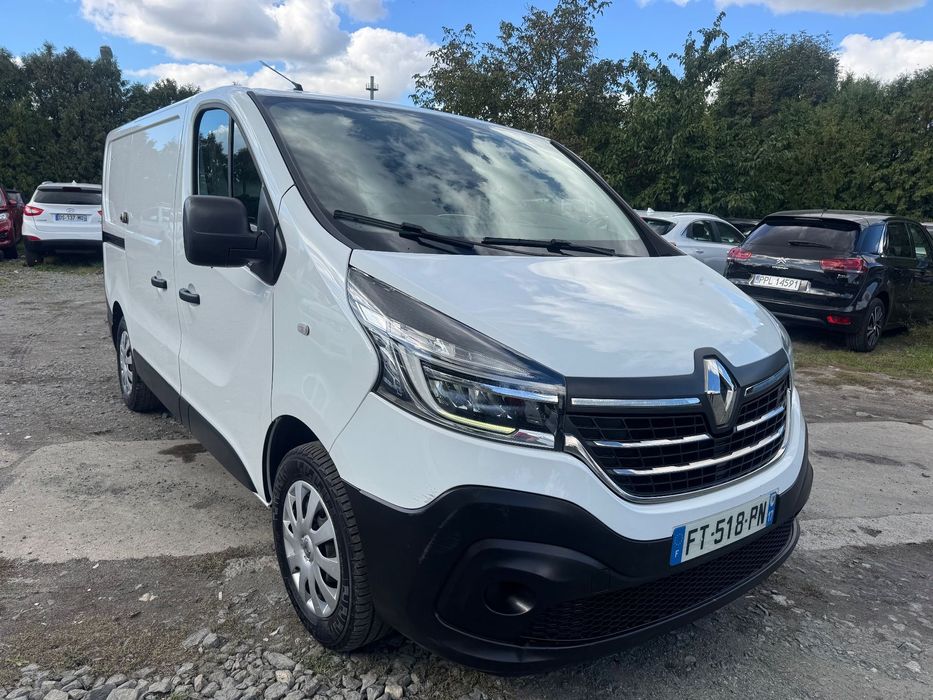 Renault TRAFIC 145tys.km FULL LED, KLIMA, czujniki parkowania, tempomat, świeżo sprowadzony, OKAZJA!!!  KLIMATYZACJA, Rok 2020 GWARANCJA Przebiegu! Scudo Expert Vito Jumpy