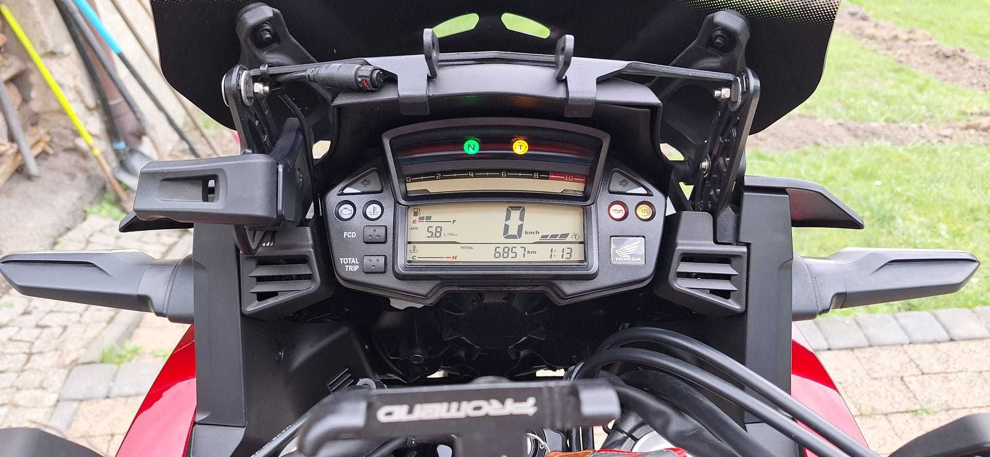 Honda VFR1200X crosstourer DCT przebieg 6800  AKRAPOVIC