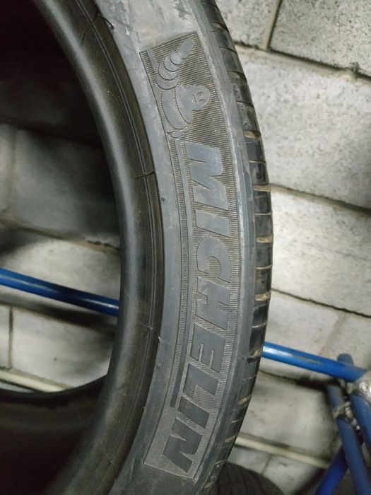 Літні шини 335/30 ZR20 (104Y) MICHELIN