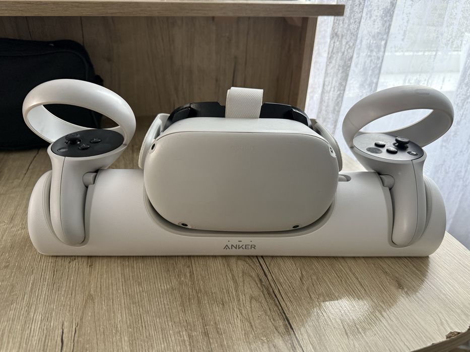 Meta Oculus Quest 2 64 + Зарядна станція ANKER