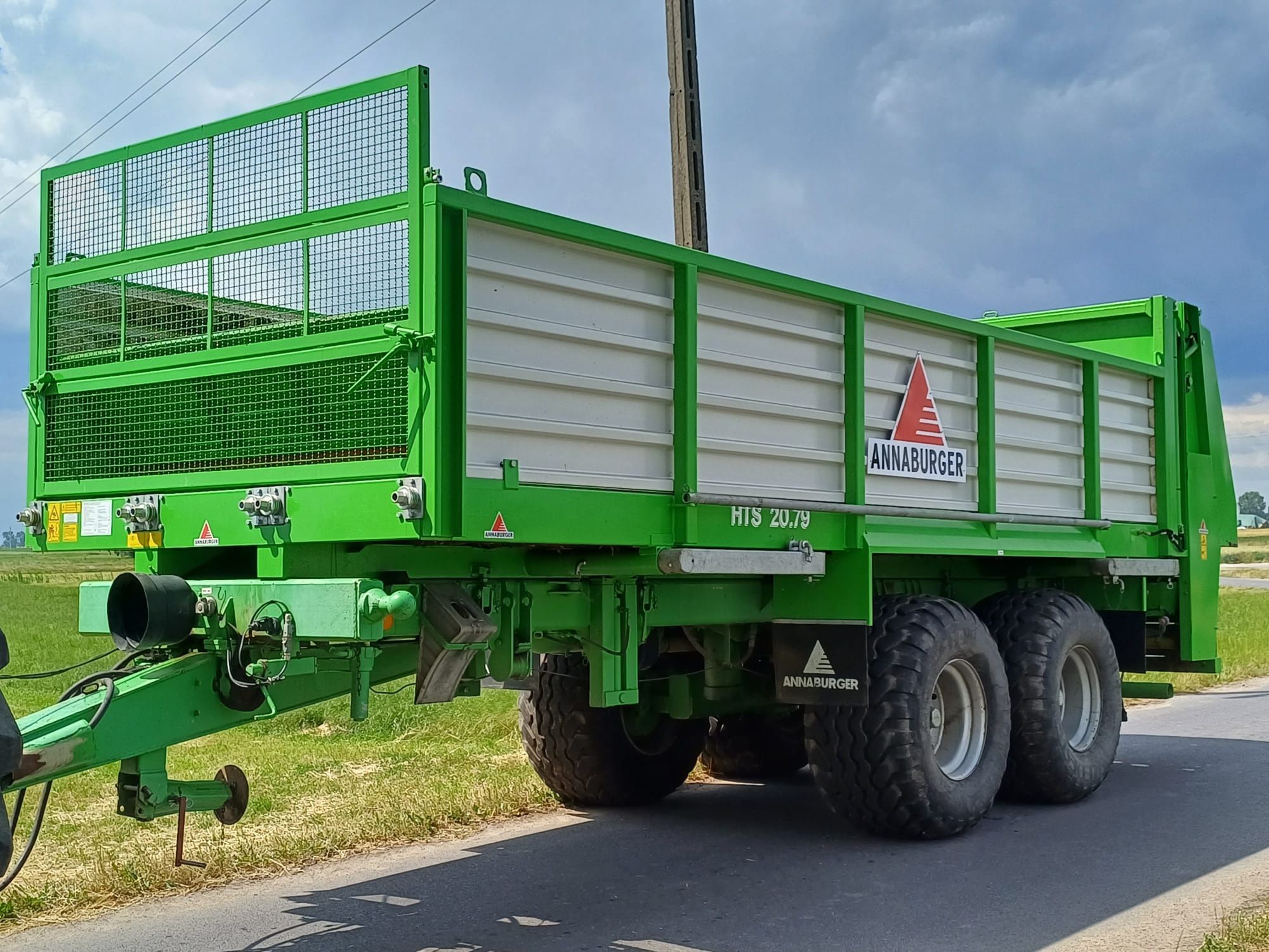 Annaburger 20.79 rozrzutnik beczkowóz przyczepa  3w1 ideał