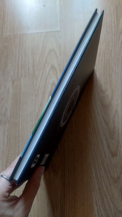 Poppy Poppy's Inferno blue komiks książka twarda