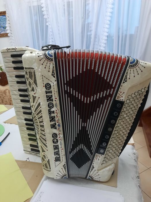 Sprzedam akordeon Ranco Antonio
