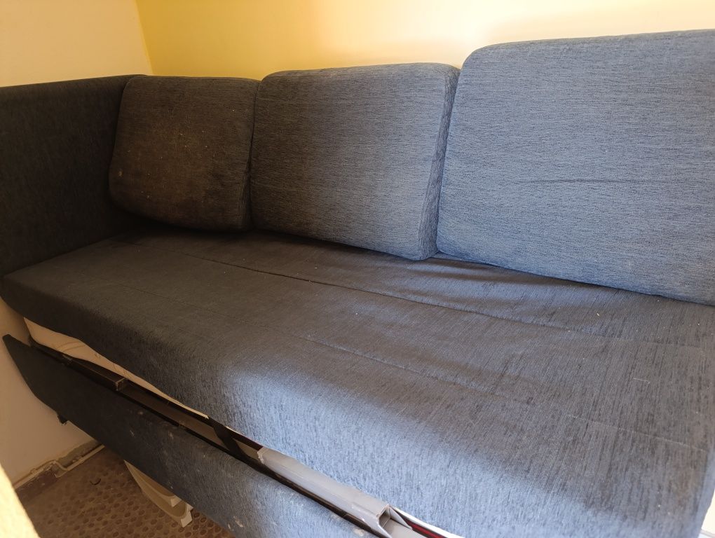 Sofá-Cama em Azul