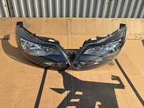 FORD FOCUS MK3 2010 - lampa przednia lewa + prawa komplet reflektory