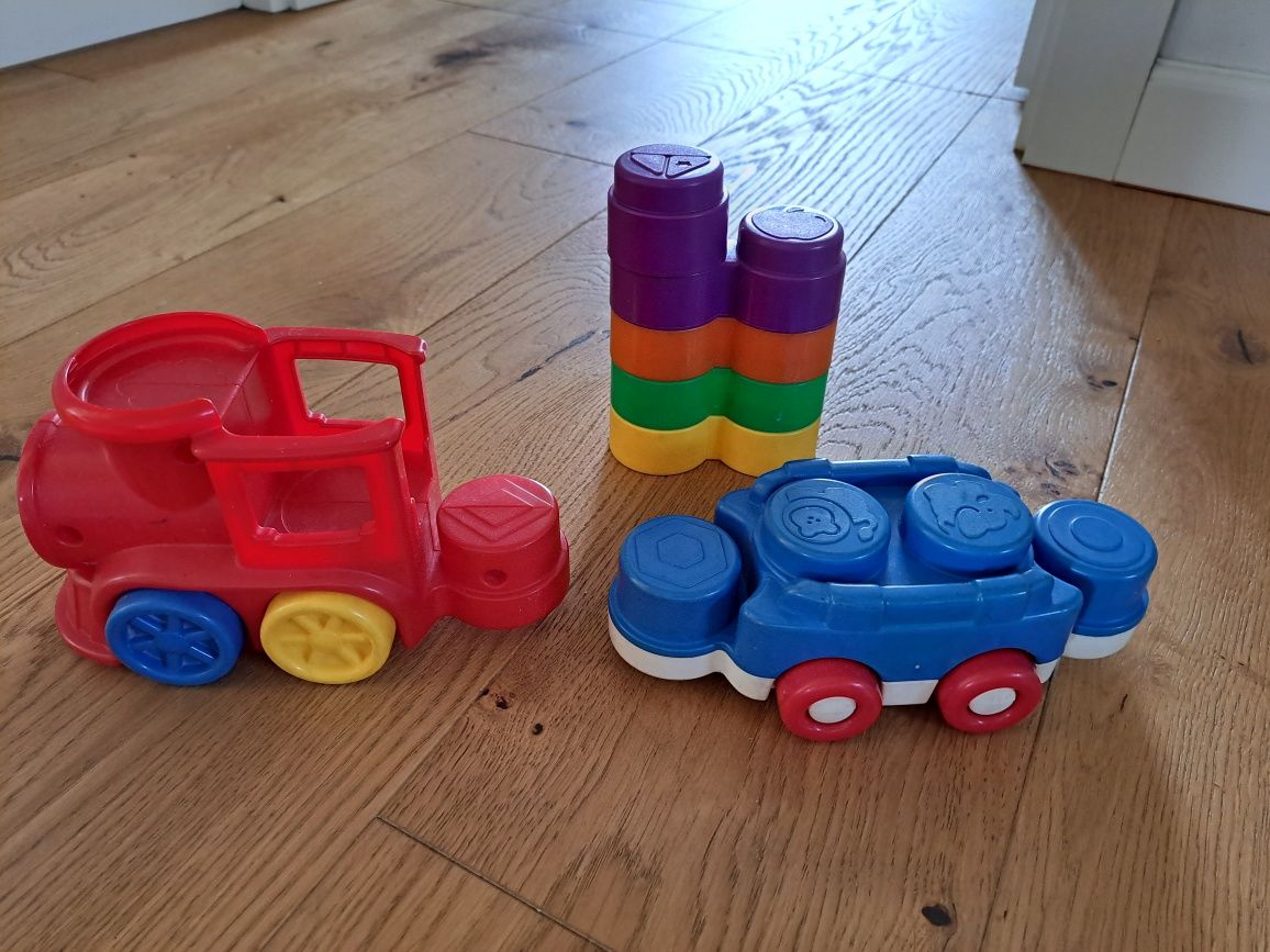 Pociąg Fisher Price z klockami