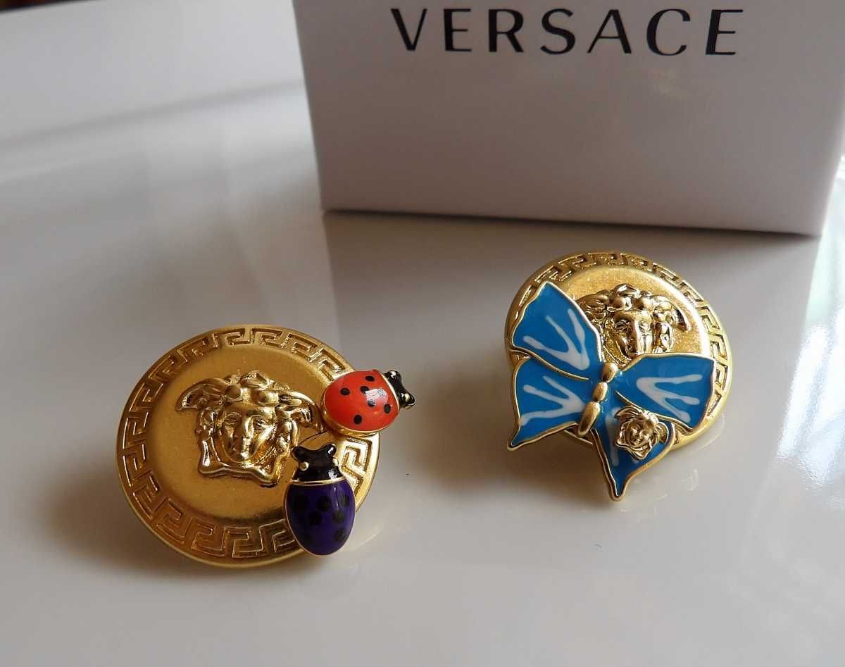 Versace Dua Lipa kolczyki mosiężne motyle, biedronki