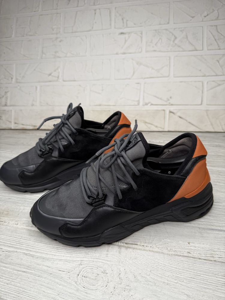 крутые кроссовки  y-3 x adidas leather printed athletic