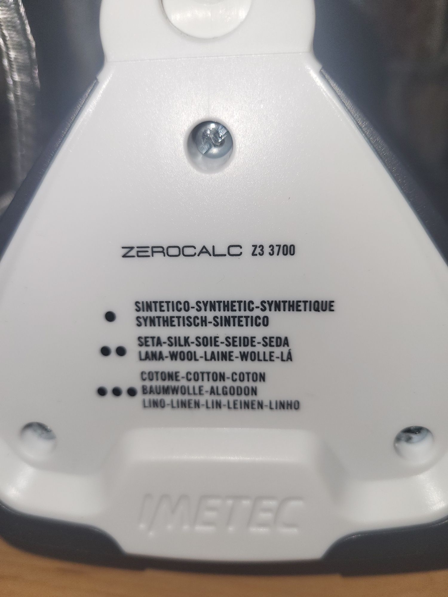 Żelazko parowe Imetec Zerocalc Z3 3700, 2400 W