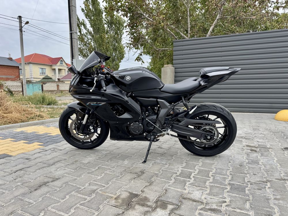 Продам Yamaha YZF R7