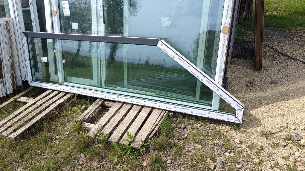 Okno skośne nowe 288x76 fix 3 szybowe 4szt