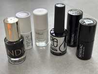 Lakiery Semilac Indigo Yoshi; Palu top coat i gum protect