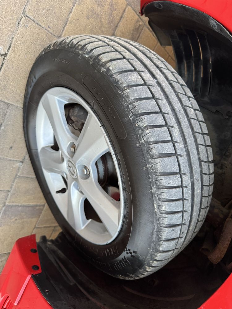 Мазда 3 1.6 автомат газ 2007 Mazda 3