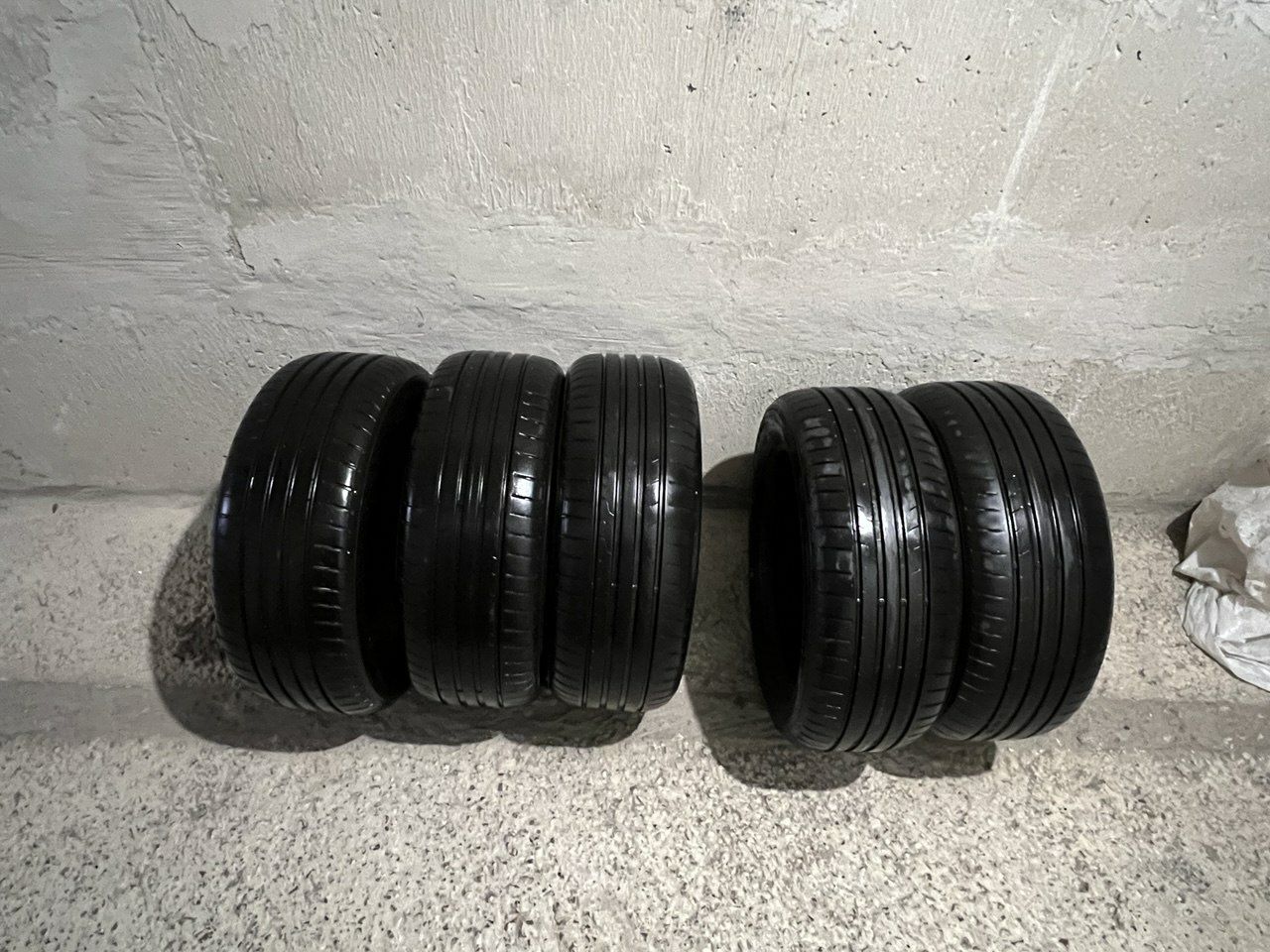 Продам шини Dunlop 205/55/16