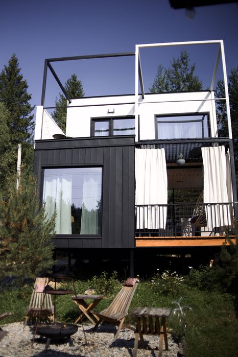 Оренда сучасного будинку/котеджу в Карпатах з ЧАНОМ . 2+2. с.Микуличин